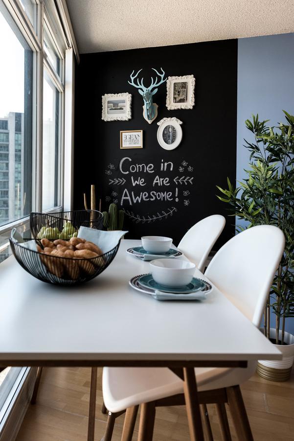 Cityscape Condo In Fort York Toronto Bagian luar foto